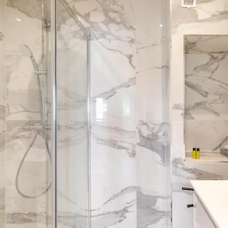 Wilson Juan Les Pins 6 Couchages 100m Des Plages *